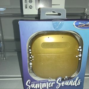 Bluetooth mini speakers